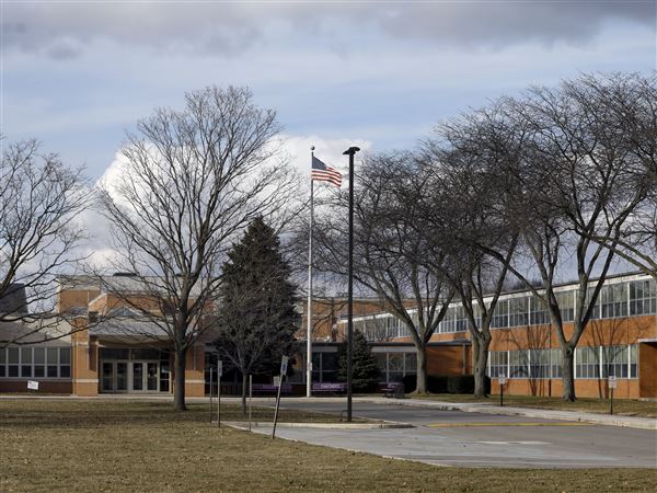 Maumee High School to screen opioid documentary