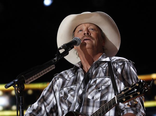 Alan Jackson performs at Huntington Center