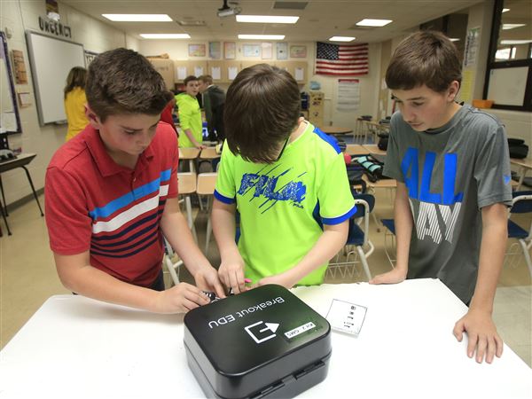 PHOTO GALLERY: 'Breakout' at Gateway Middle School