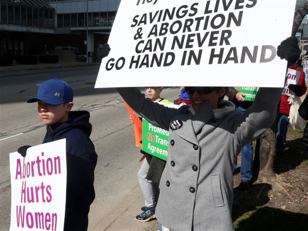 Protesters demonstrate against ProMedica's patient-transfer agreement with Capital Care Network