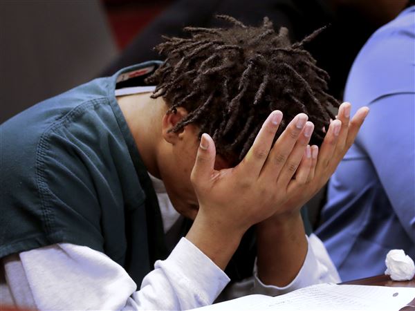 Toledo teens sentenced for dropping sandbag