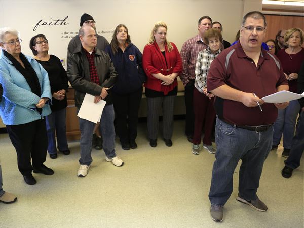 Jail opposition group seeking signatures for ballot measure