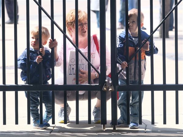 Fans crowd downtown for Mud Hens home opener