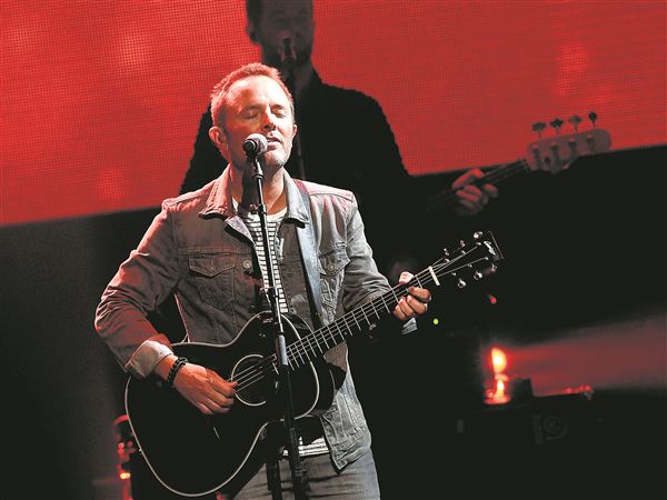 Musical connection: Tomlin leads Worship Night in Toledo