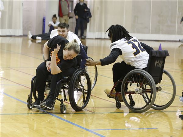 PHOTO GALLERY: A courtside Super Bowl for wheelchair football players
