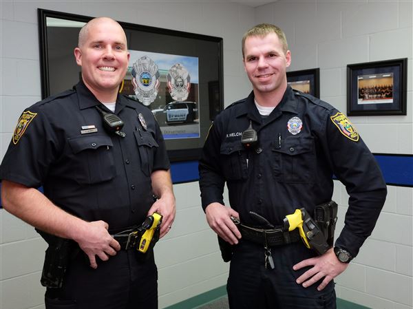 Perrysburg Township police named best dressed