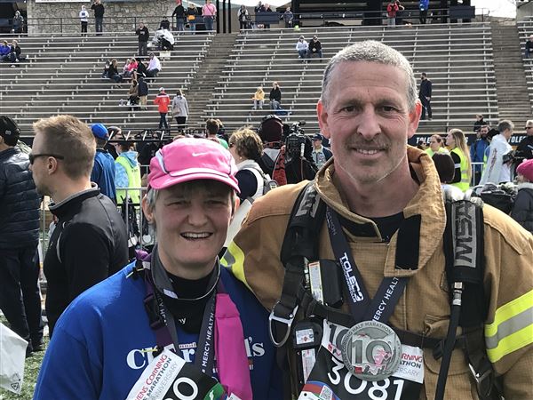 Half marathon, full gear: Local fireman competes in full uniform