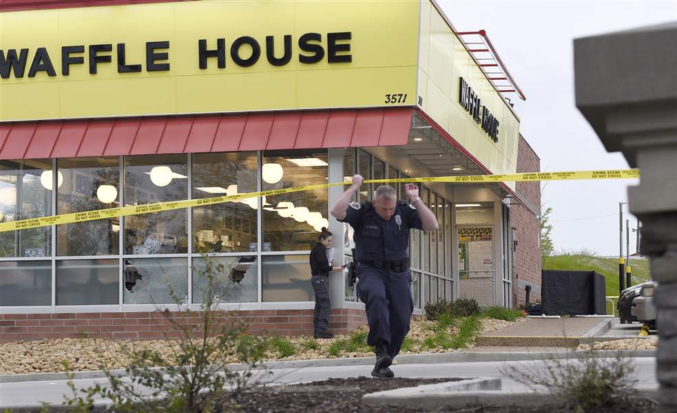 Waffle-House-Shooting-15