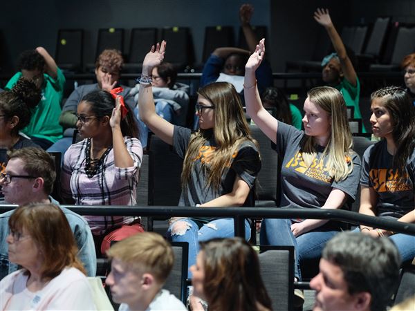 Guns, mental health, bullying dominate town hall on school violence