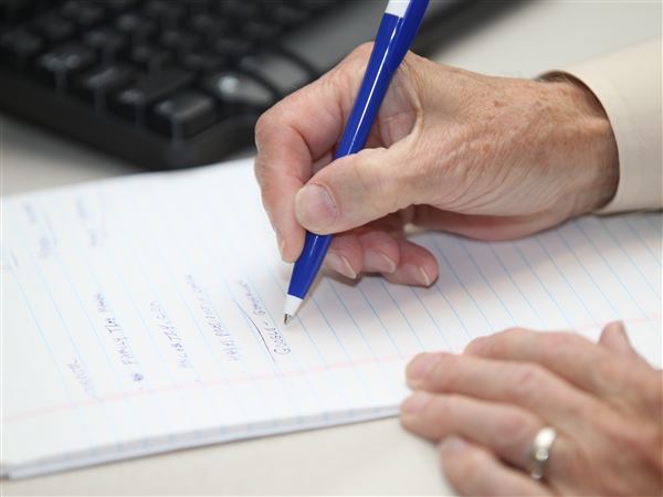 Genealogy sessions offered at Reynolds Corners branch library