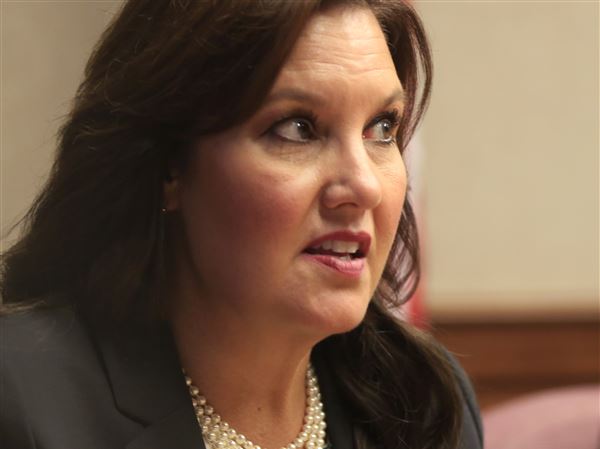 Gubernatorial candidate backs opioid plan, not Medicaid plan
