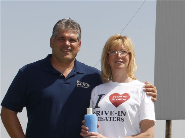 Henry County couple buy the Bryan Theatre