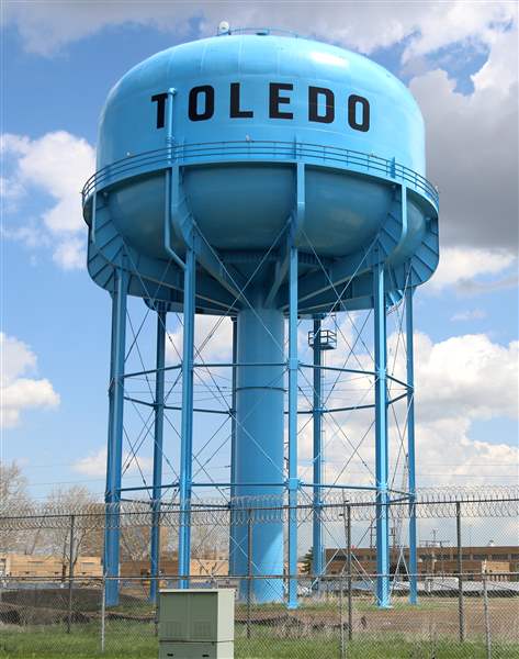 Contested waters: Who's paid for Toledo's water treatment ...