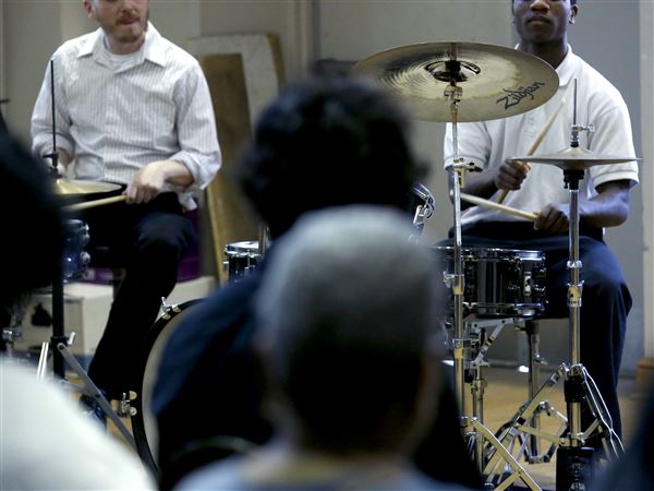 Toledo Symphony, Youth Treatment Center partnership provides music lessons
