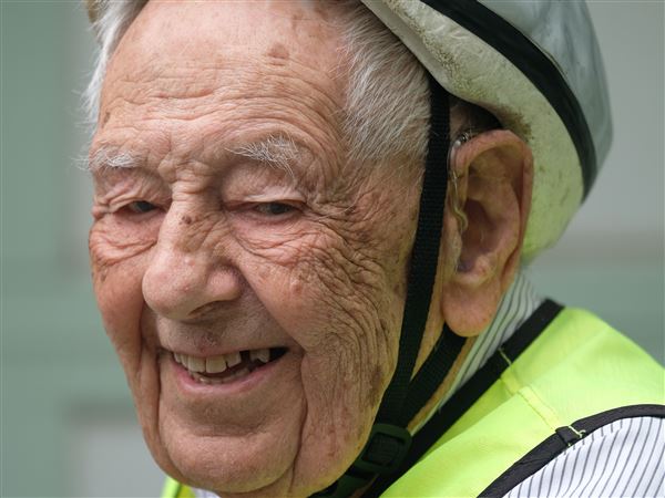 Centenarian puts his mettle to the pedals