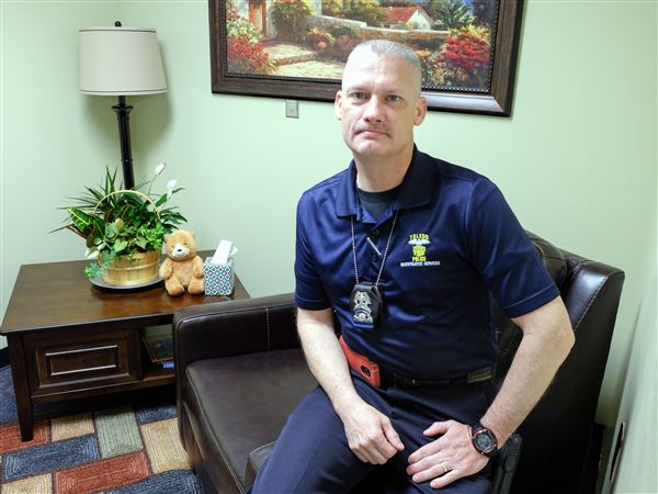 Toledo police detectives unveil soft interview room