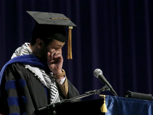 Med students no more: UT students awarded degrees