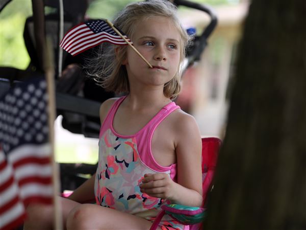 Parades, services slated in observance of Memorial Day