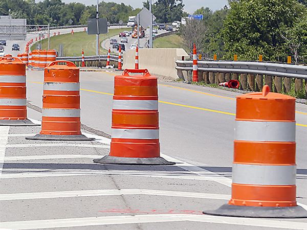 Pavement work to cause lane closures