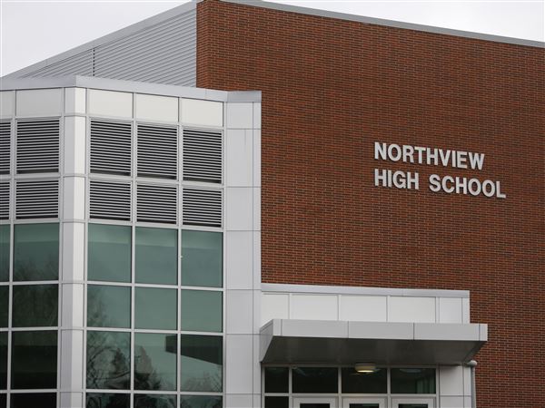 6 area schools honored for student preparation
