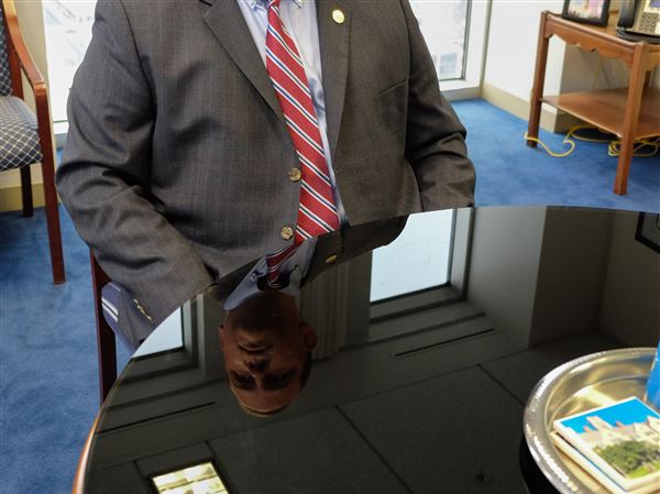 Finalists raise questions during Toledo fire chief search