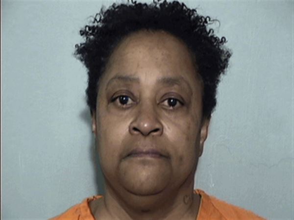Toledo woman accused of attempting to set residence ablaze