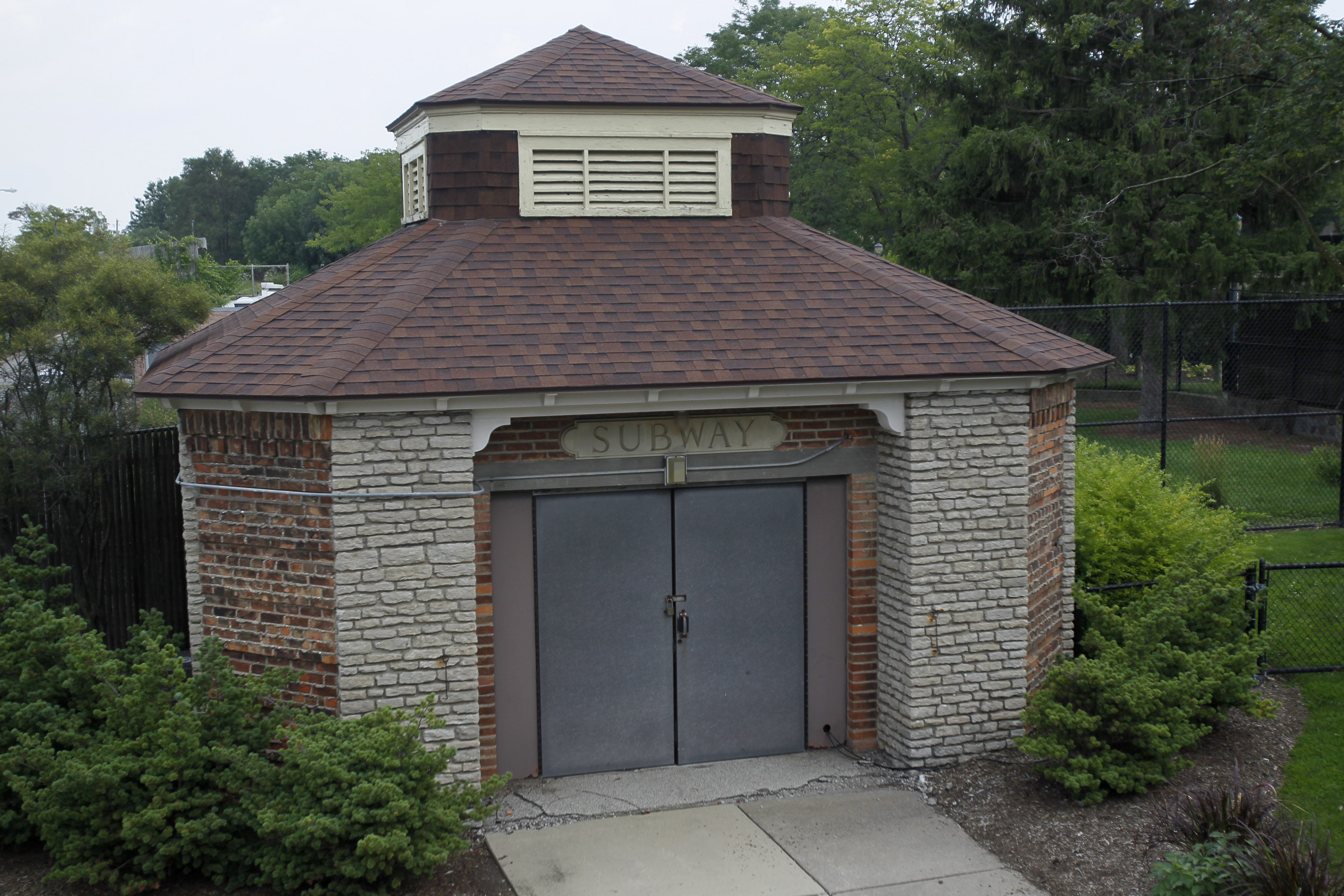 Toledo Zoo begins restoration of historic tunnel The Blade