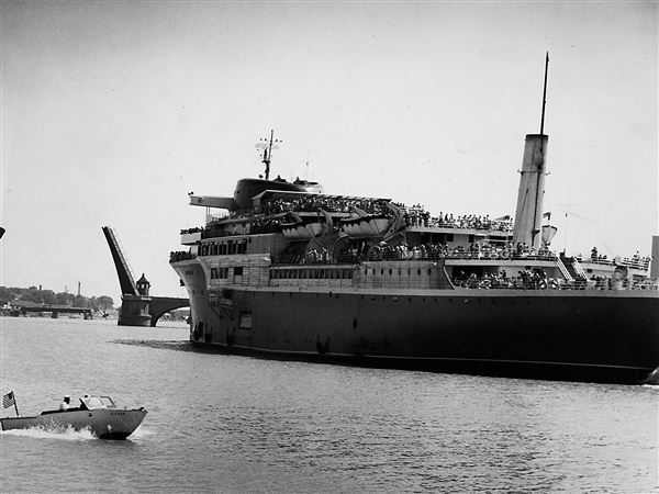 SS Aquarama makes maiden stop in Toledo