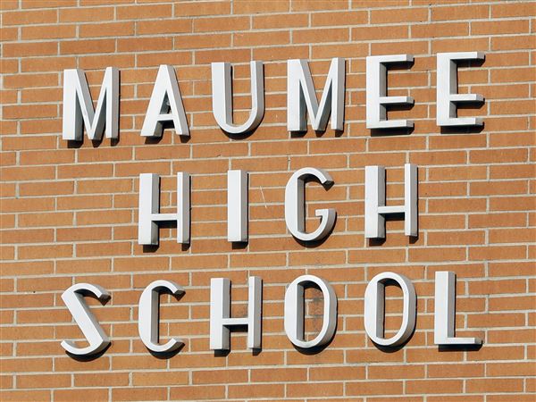 Maumee High School seeks Distinguished Alumni Award nominations