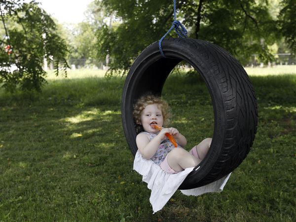 Toledoans find ways to keep cool in the summer swelter