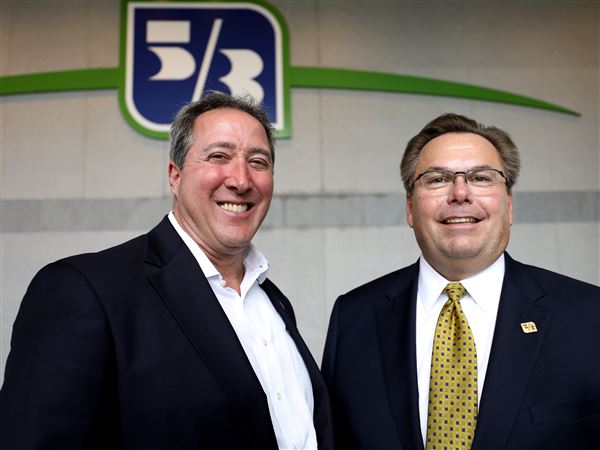 With acquisition of of MB Financial, Fifth Third reaches for bigger, better