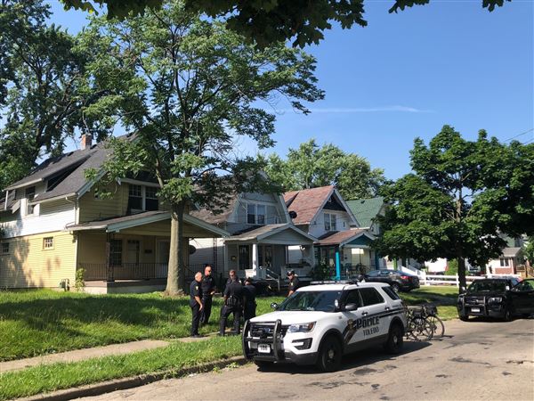 Police: Teenager shot in central city