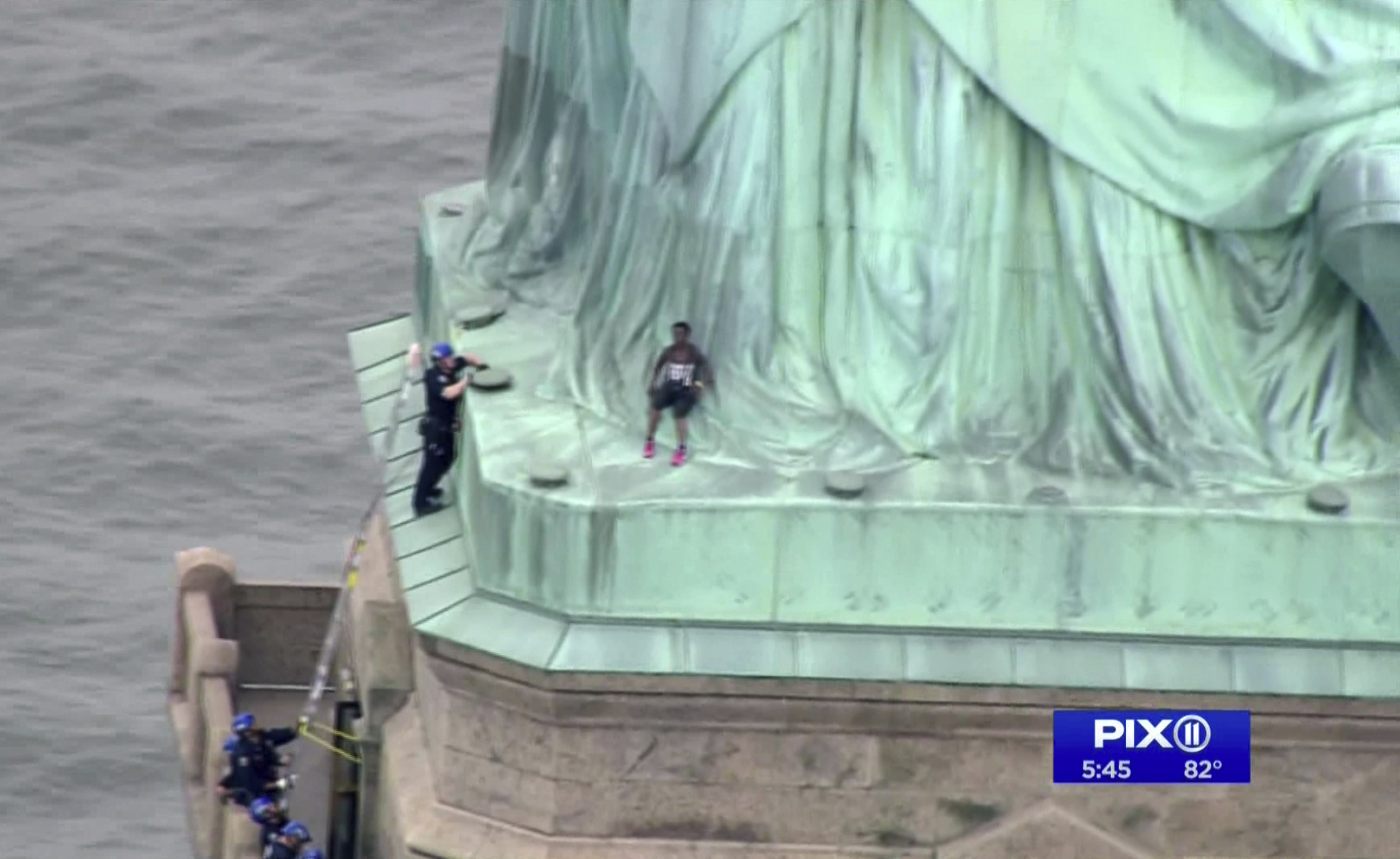 Statue of Liberty climber apprehended after standoff The Blade