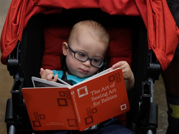 PHOTO GALLERY: Baby Tour at the Toledo Museum of Art