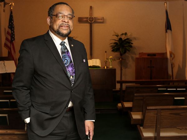 Pastor: Faith should unite community, nation