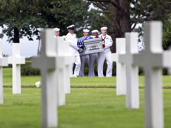 Springfield student, teacher return from World War II history tour