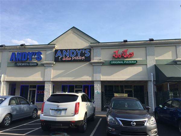 Toledo Councilman Tyrone Riley accused of dine-and-dash