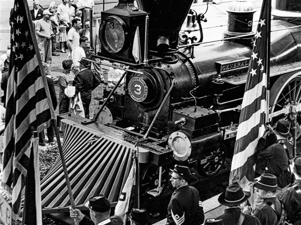 'The General' rolls into town
