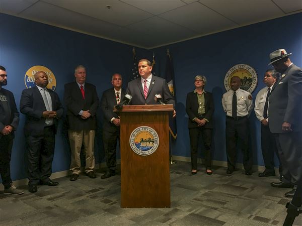 Mayor Kapszukiewicz selects Byrd as Toledo fire chief