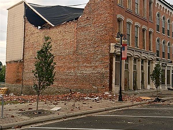 Storm damages buildings in Sandusky