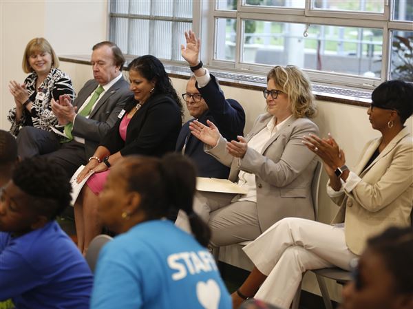 PHOTO GALLERY: Mike DeWine visits Bureau of Criminal Investigation's Science School