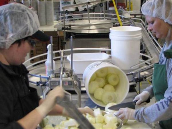 Riehm's sets farm-to-table dinner