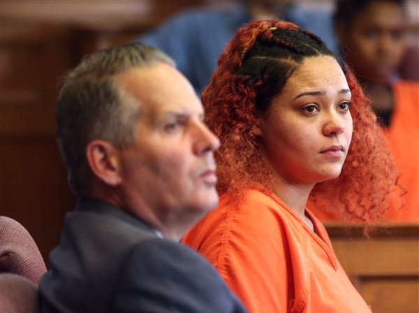 Monroe woman nets 8 years in prison for two stabbings