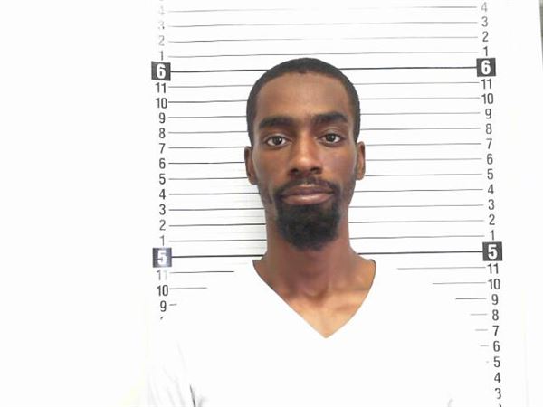 FBI: Accused bank robber mistakenly released from jail