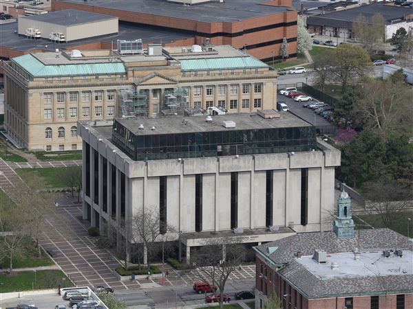 Toledoan gets 27 years in prison for armed robberies