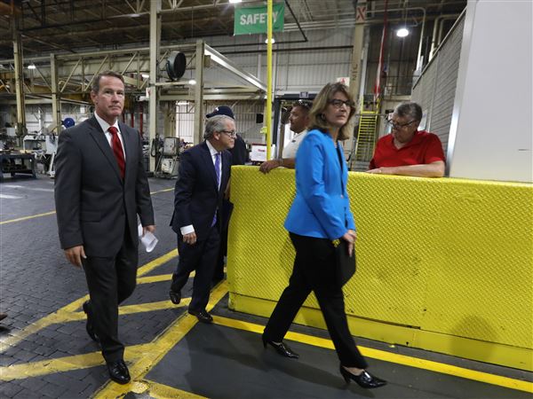 PHOTO GALLERY: Ohio Attorney General Mike DeWine visits Maumee plant