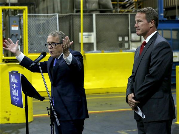 DeWine touts job plan at Maumee plant