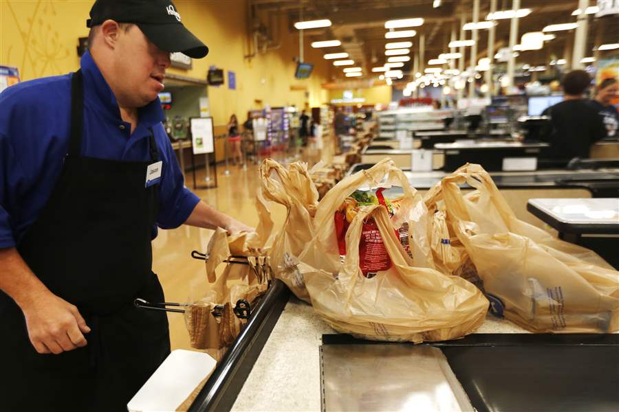 Kroger to phase out plastic bags The Blade