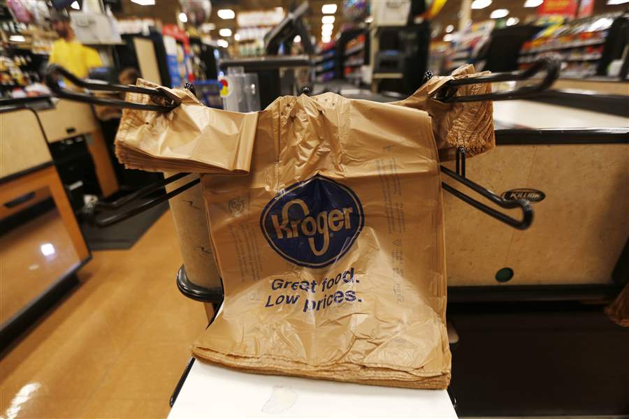 Kroger to phase out plastic bags The Blade