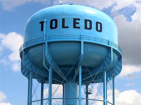 City residents invited to town hall meeting on regional water commission